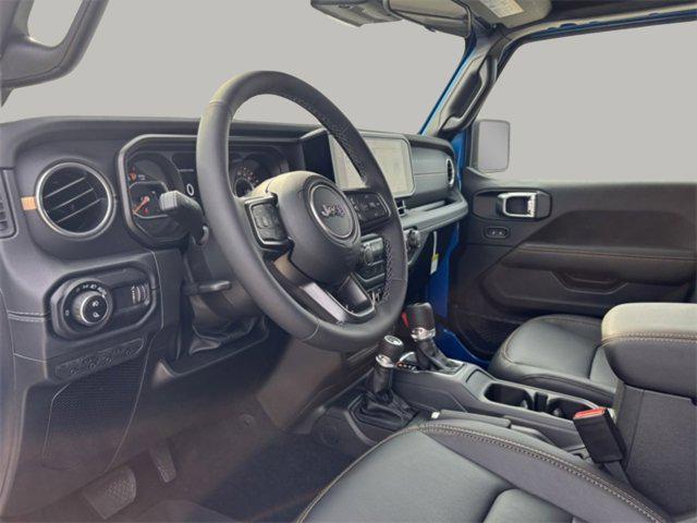 new 2025 Jeep Gladiator car, priced at $41,605