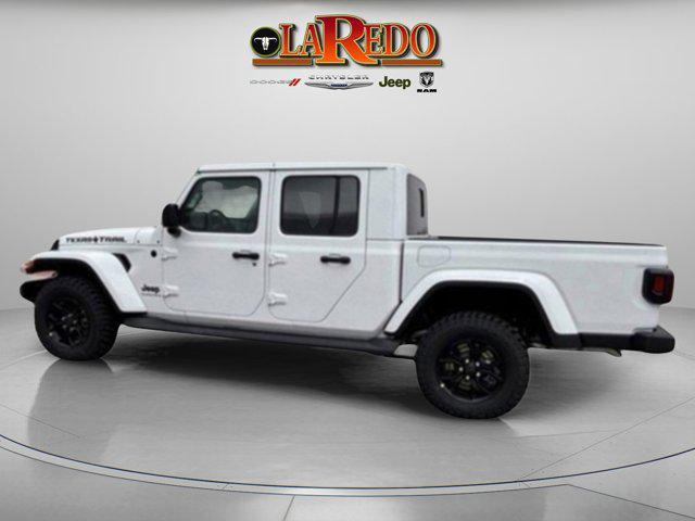 new 2025 Jeep Gladiator car, priced at $41,010
