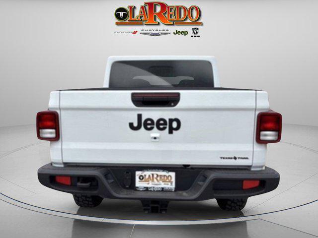 new 2025 Jeep Gladiator car, priced at $41,010