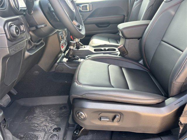 new 2025 Jeep Wrangler car, priced at $61,221