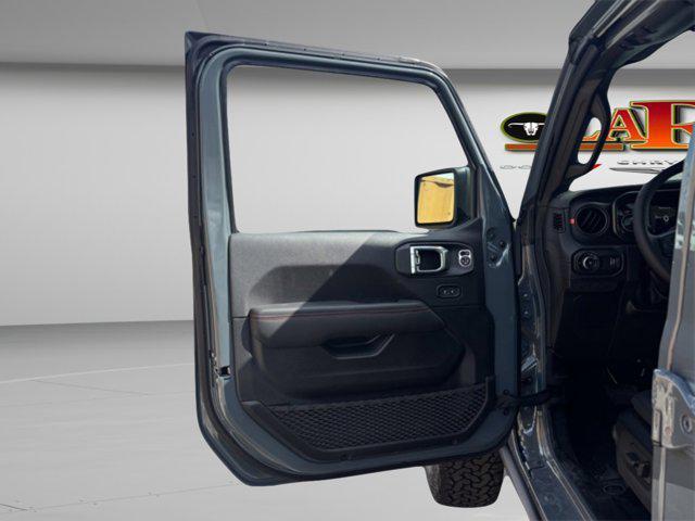 new 2025 Jeep Wrangler car, priced at $61,221