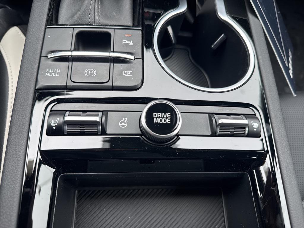 new 2026 Kia K5 car, priced at $31,965