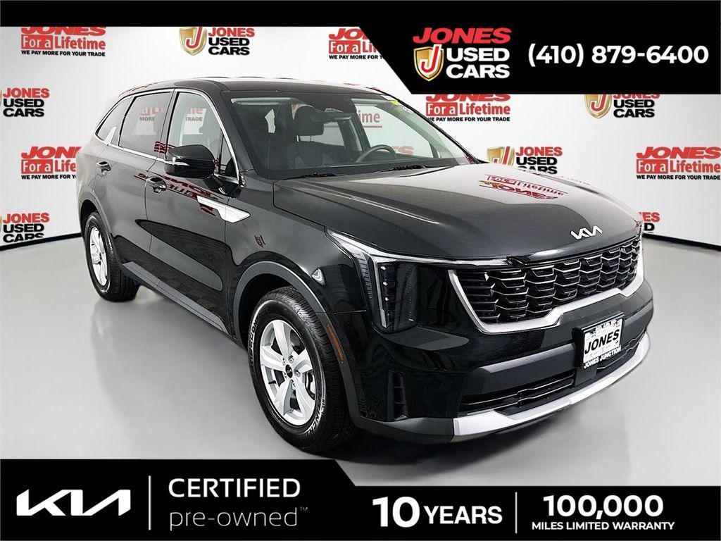 used 2025 Kia Sorento car, priced at $33,798