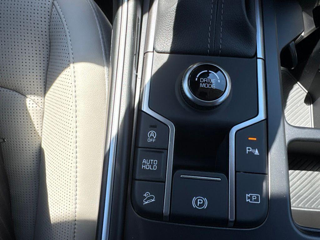 new 2026 Kia Sorento car, priced at $34,727