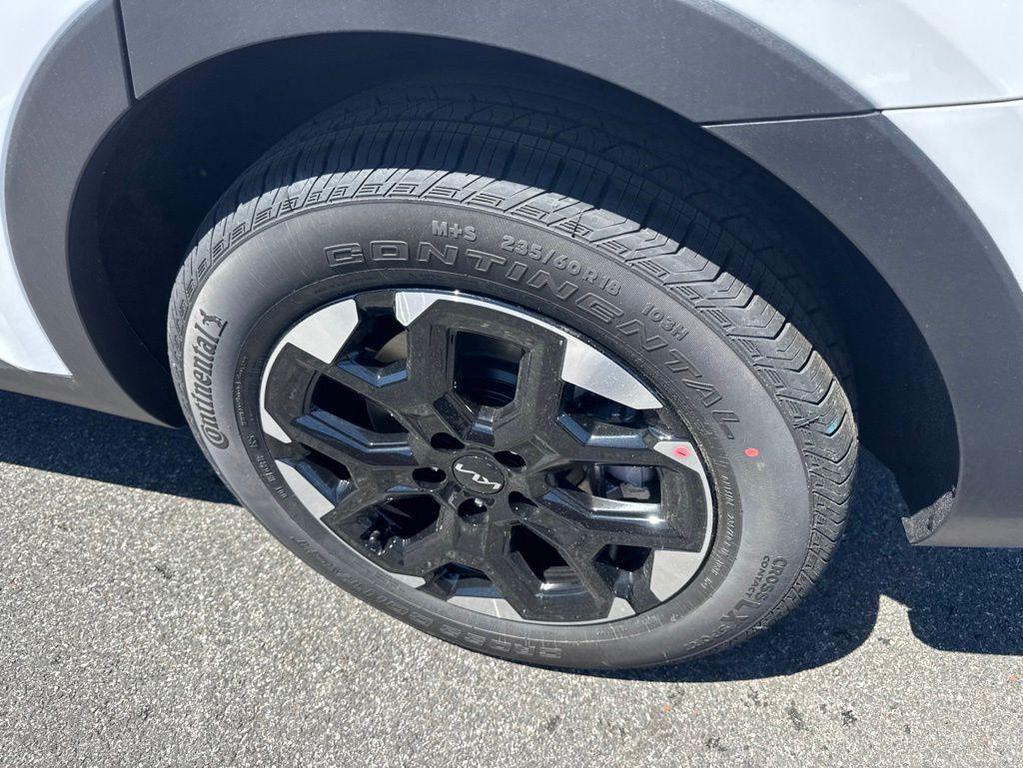 new 2026 Kia Sorento car, priced at $34,727