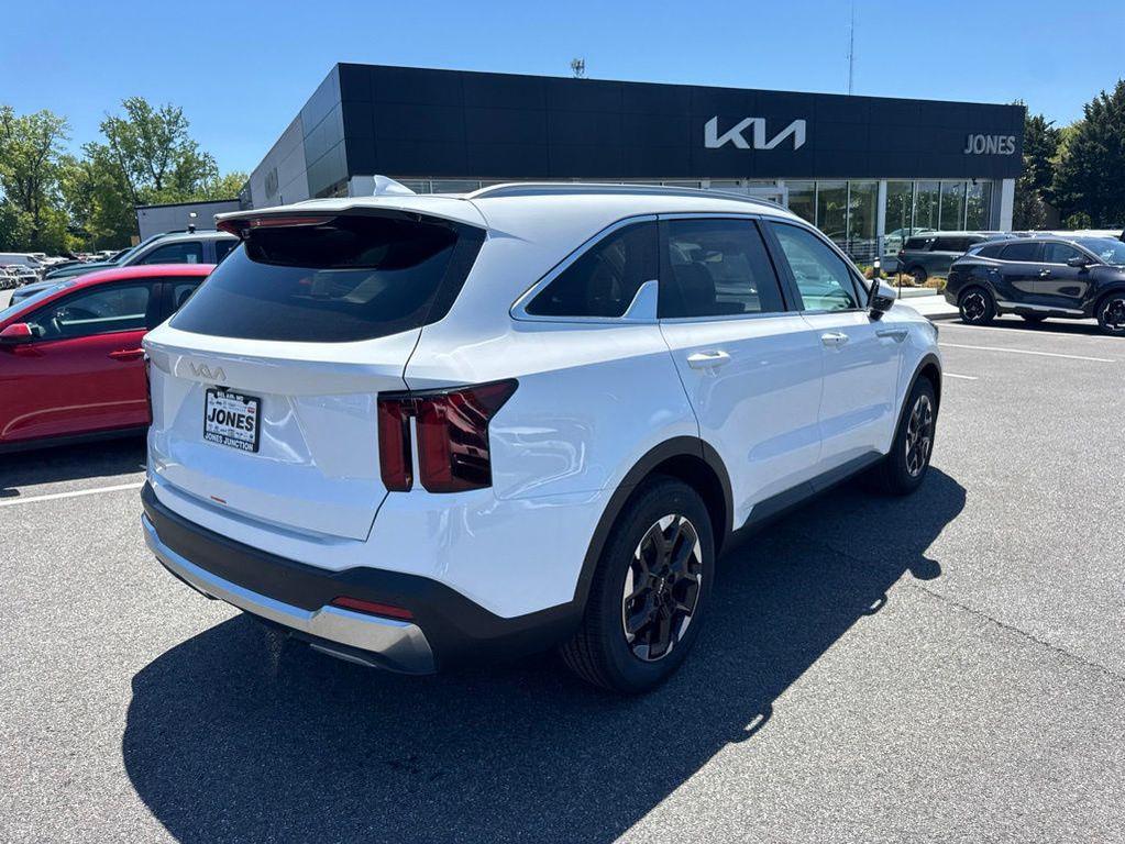 new 2026 Kia Sorento car, priced at $34,727