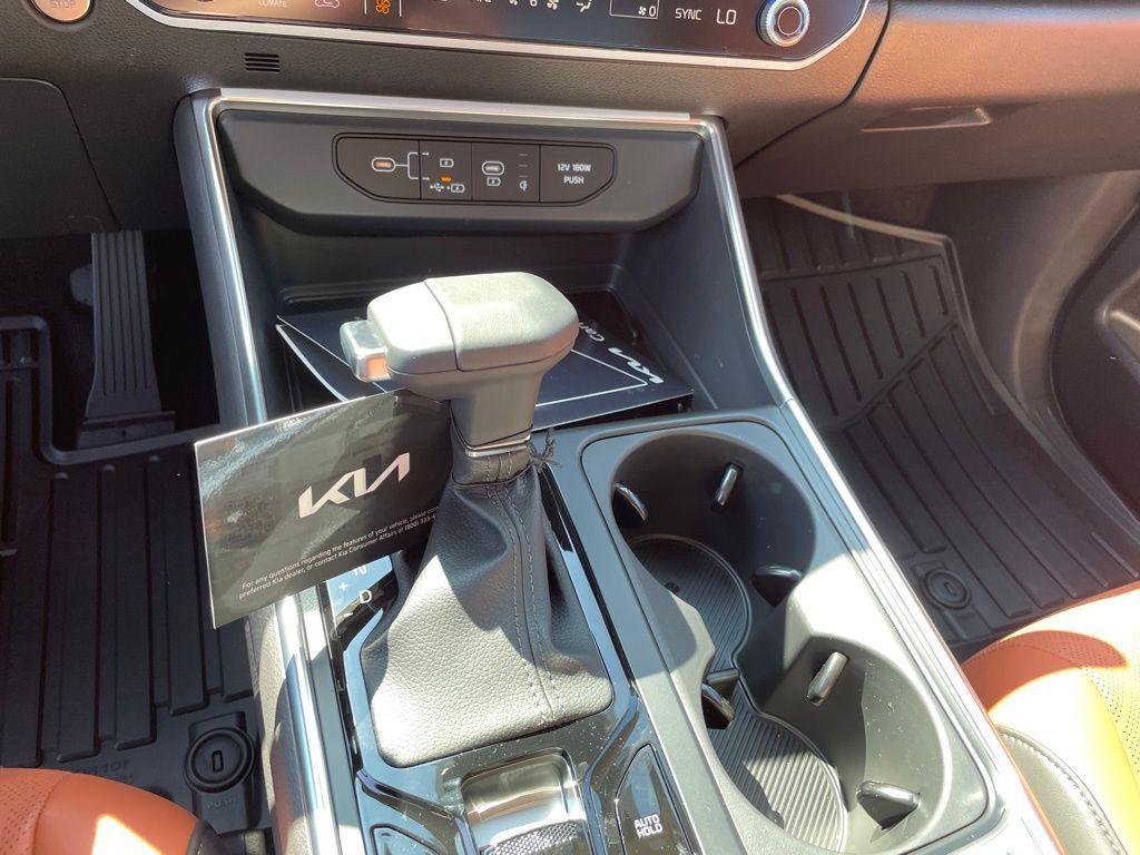 new 2026 Kia Carnival car, priced at $50,195