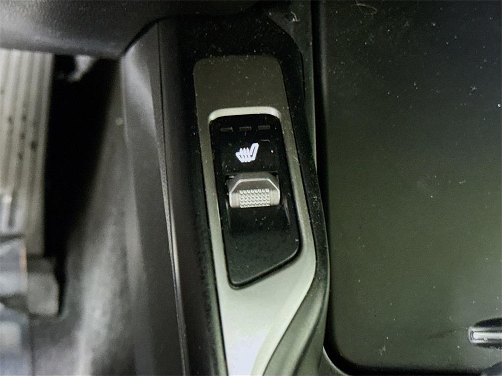 used 2023 Kia Sorento car, priced at $29,998