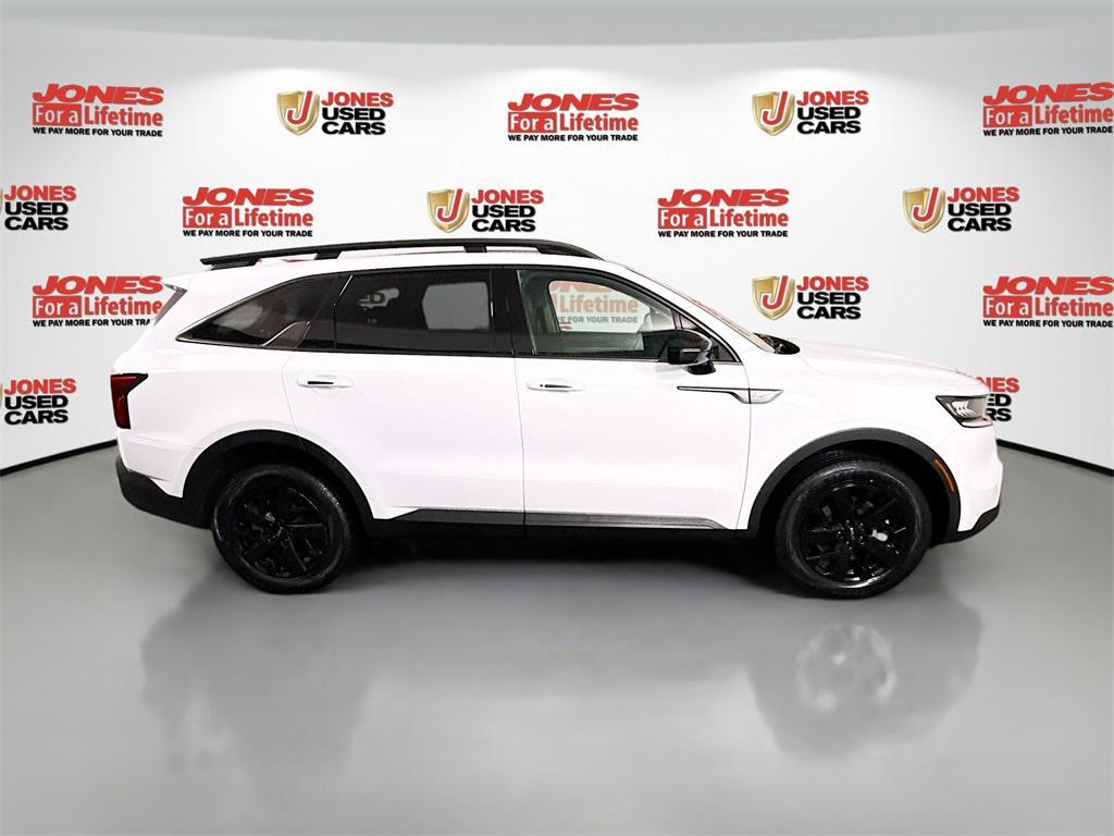 used 2023 Kia Sorento car, priced at $29,998