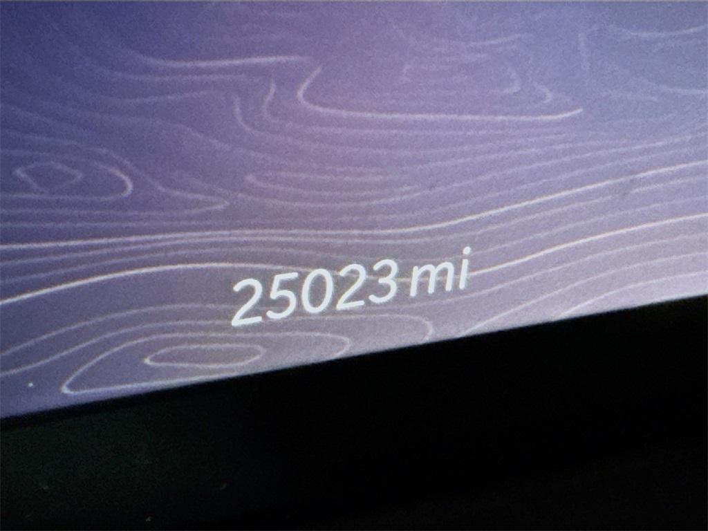 used 2023 Jeep Grand Cherokee car, priced at $32,998