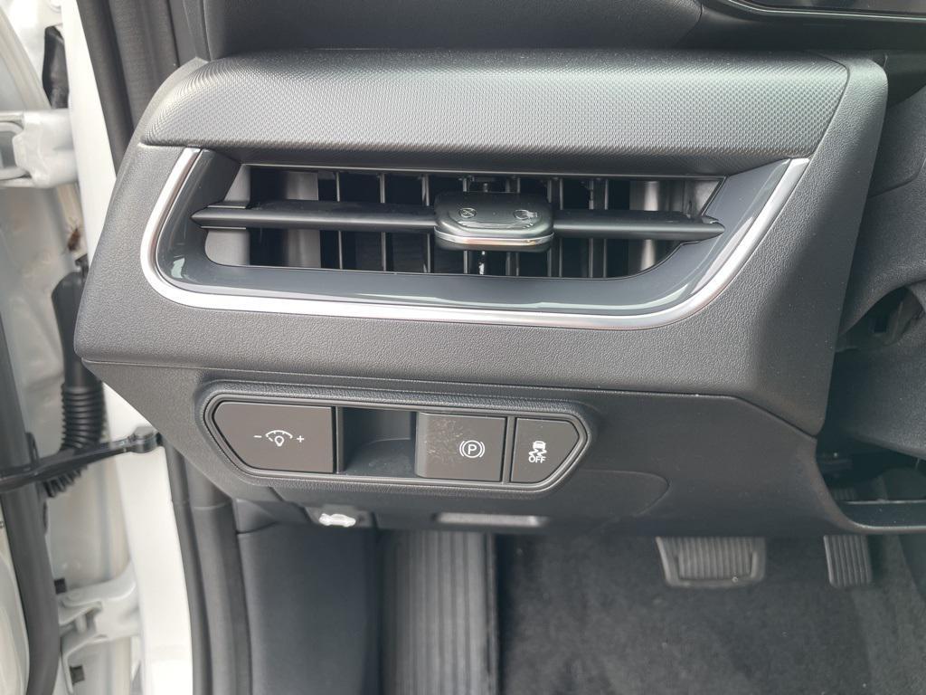 new 2025 Kia K4 car, priced at $24,679