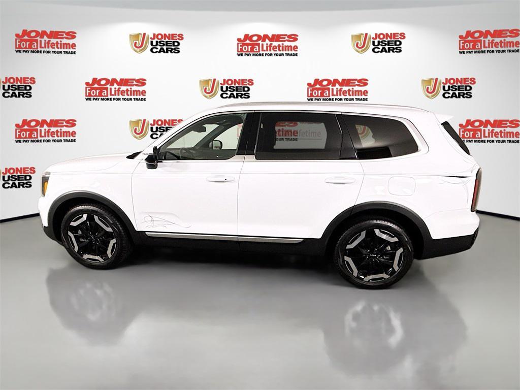 used 2023 Kia Telluride car