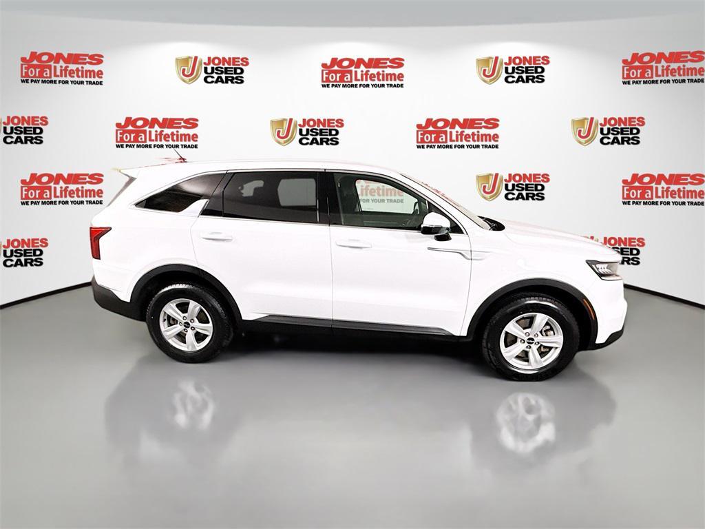 used 2022 Kia Sorento car, priced at $22,698