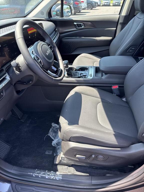 new 2026 Kia Carnival car, priced at $50,254