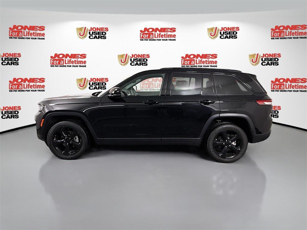 used 2023 Jeep Grand Cherokee car, priced at $33,995
