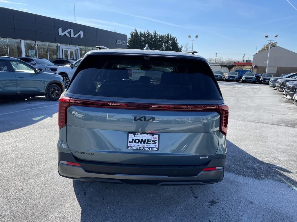 new 2026 Kia Carnival Hybrid car, priced at $52,700