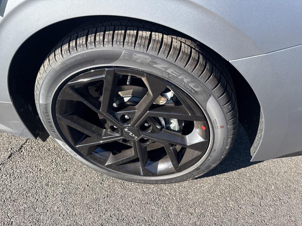 new 2026 Kia K5 car, priced at $32,626