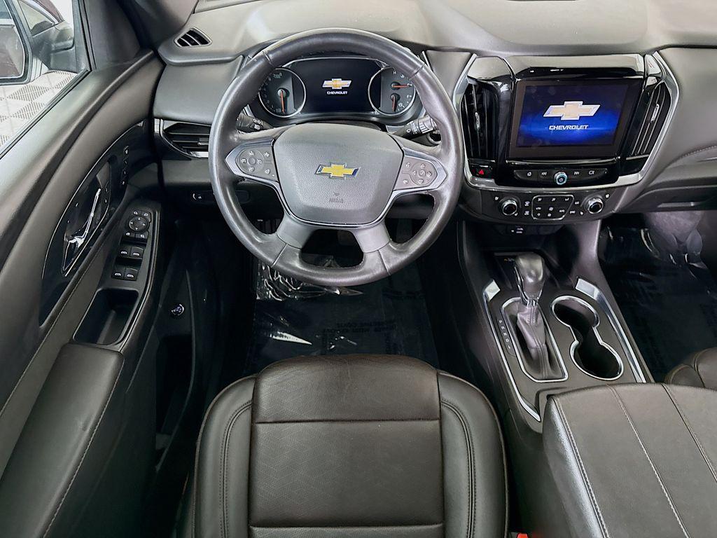 used 2022 Chevrolet Traverse car, priced at $35,998