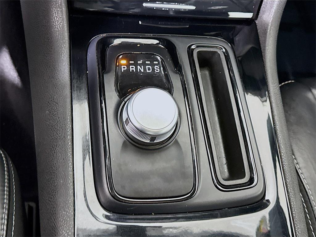 used 2023 Chrysler 300 car, priced at $25,998