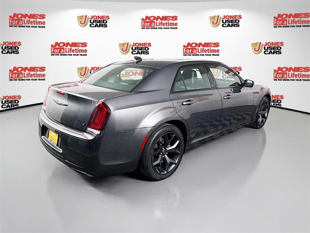 used 2023 Chrysler 300 car, priced at $25,998