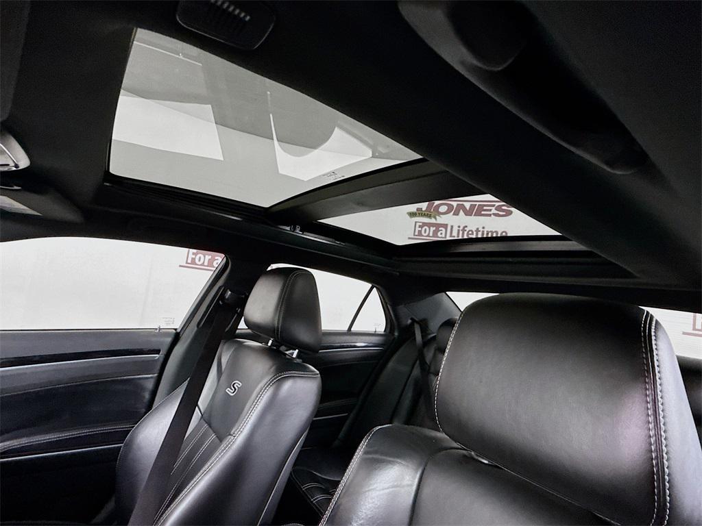 used 2023 Chrysler 300 car, priced at $25,998