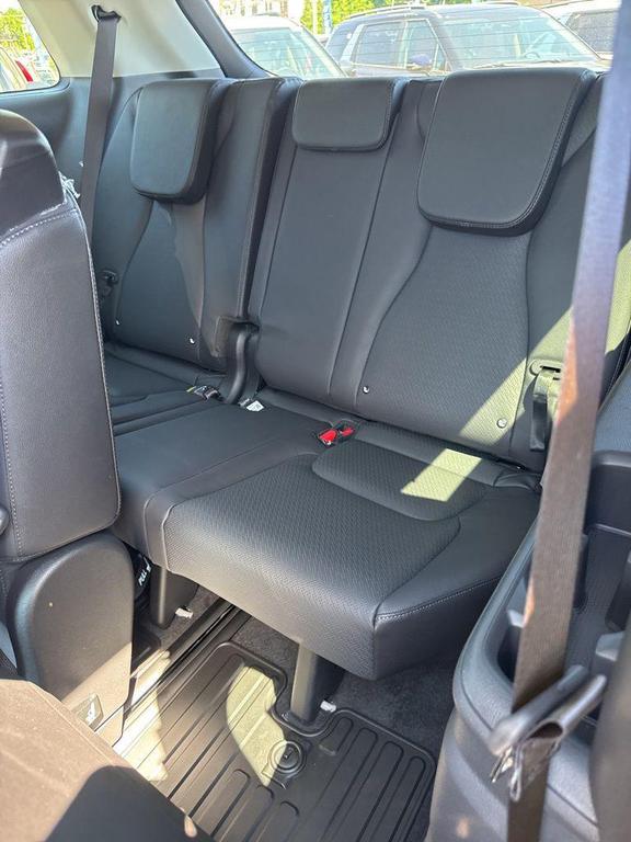 new 2026 Kia Carnival Hybrid car, priced at $53,930