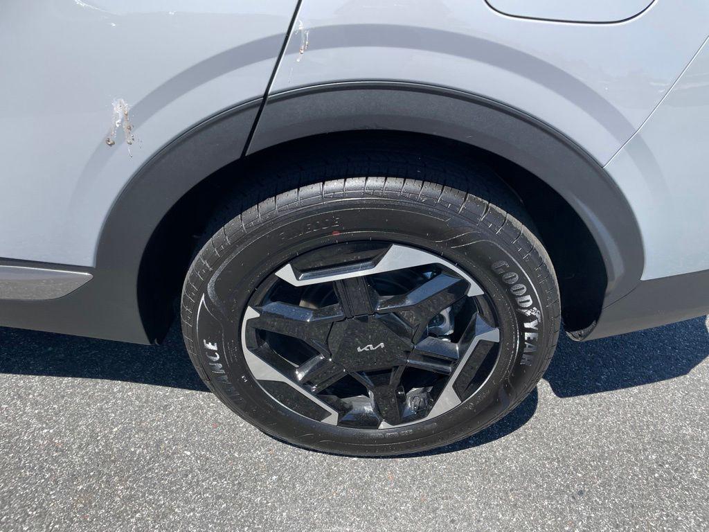 new 2026 Kia Sportage car, priced at $34,106