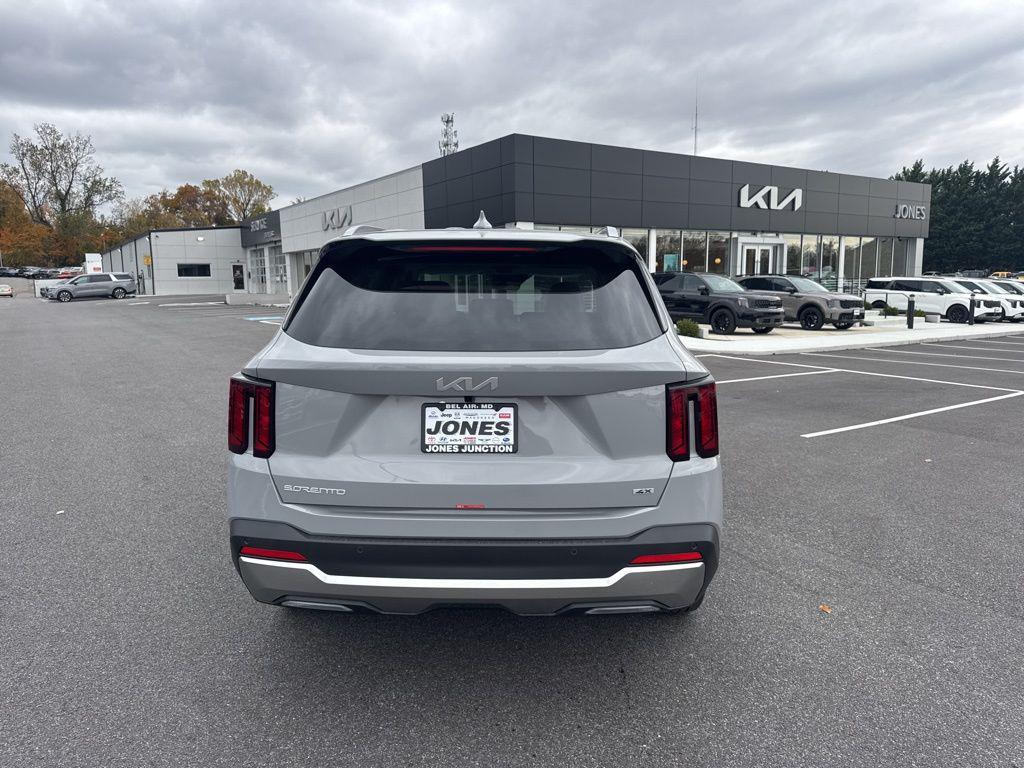 new 2026 Kia Sorento car, priced at $34,903