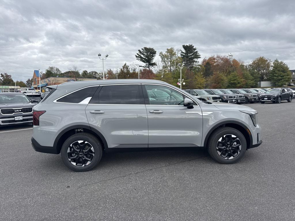 new 2026 Kia Sorento car, priced at $35,403