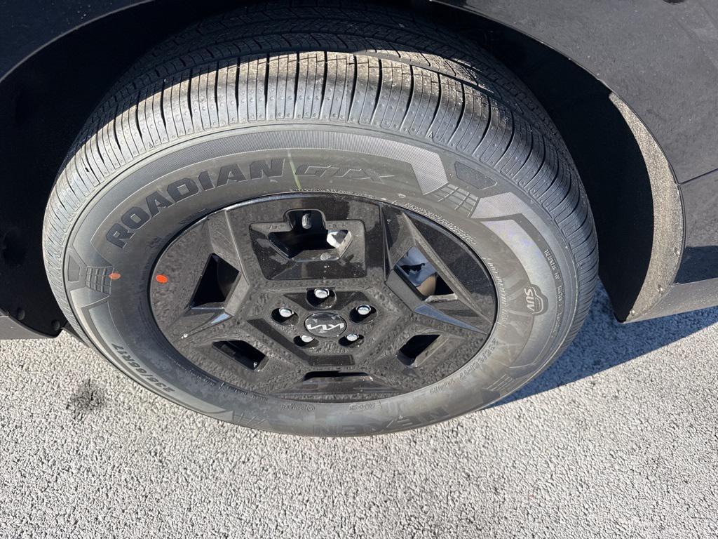 new 2026 Kia Carnival car, priced at $39,305