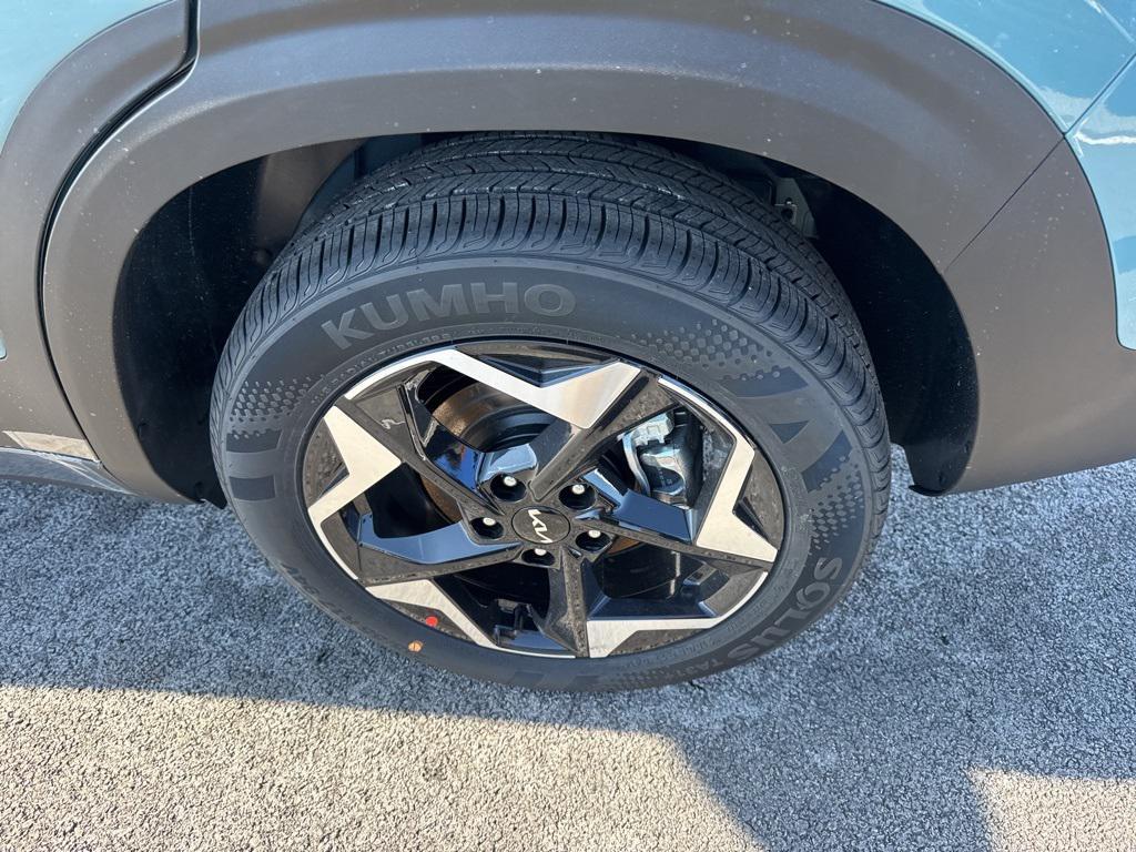 new 2026 Kia Seltos car, priced at $28,795