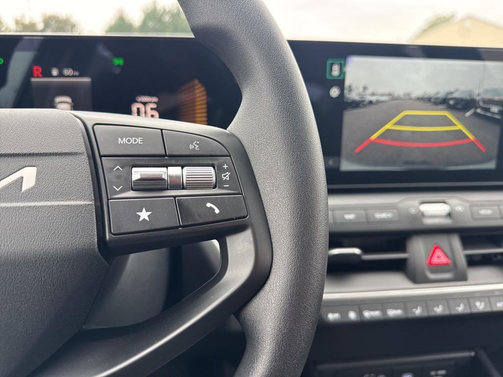 new 2025 Kia K4 car, priced at $23,335