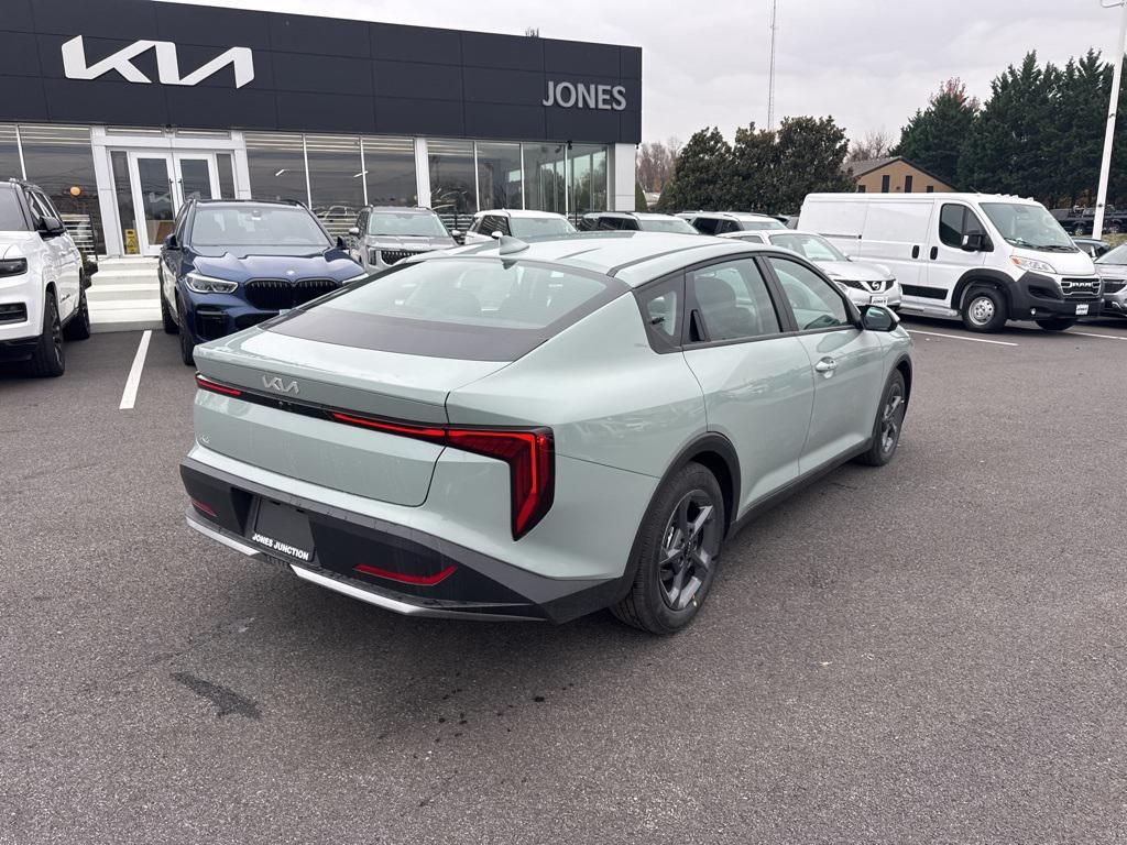 new 2025 Kia K4 car, priced at $23,335