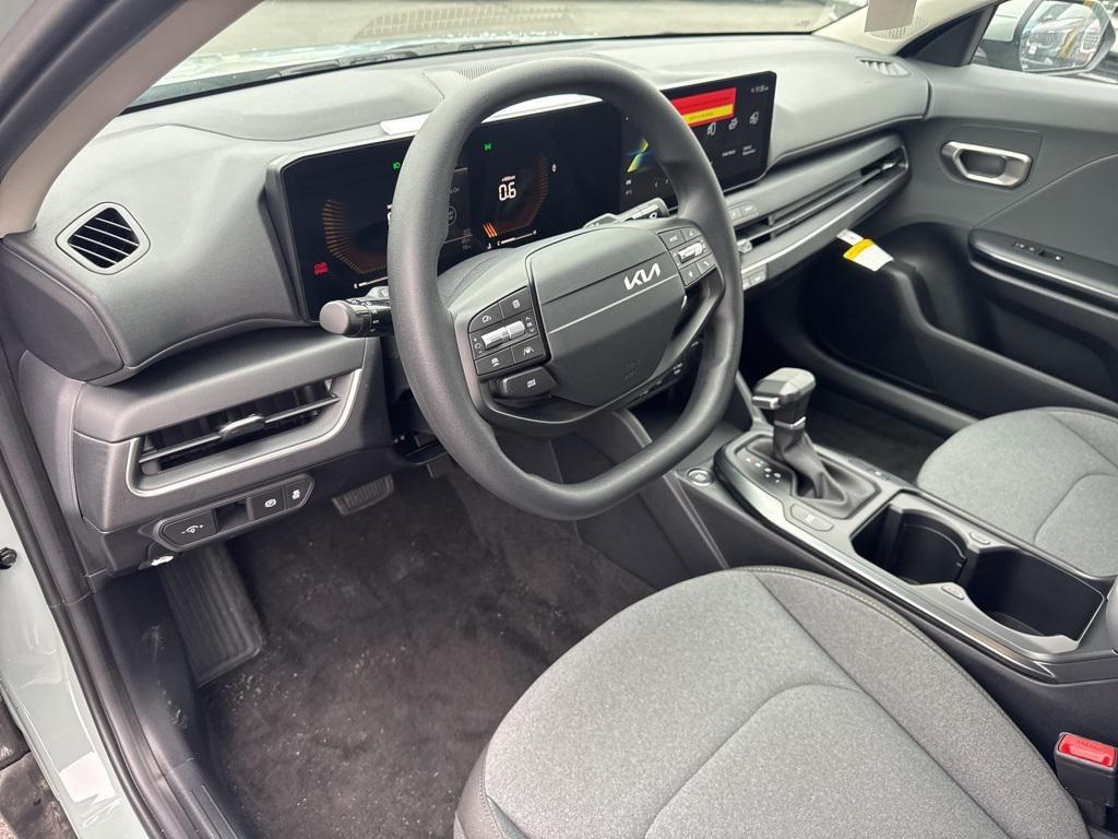 new 2025 Kia K4 car, priced at $23,335