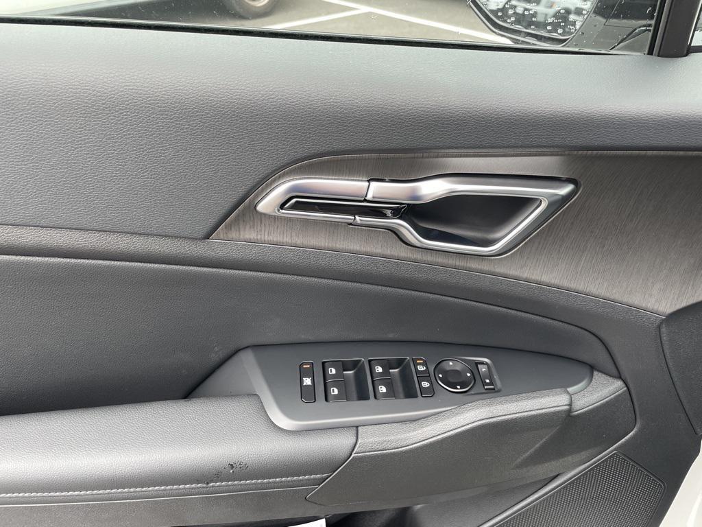 new 2026 Kia Sportage Hybrid car, priced at $35,774