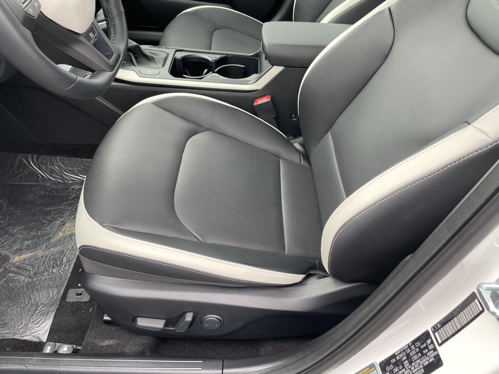 new 2026 Kia K4 car, priced at $28,009