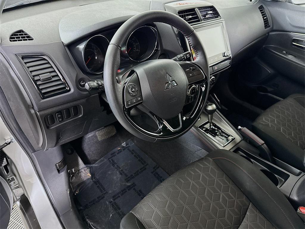 used 2025 Mitsubishi Outlander Sport car