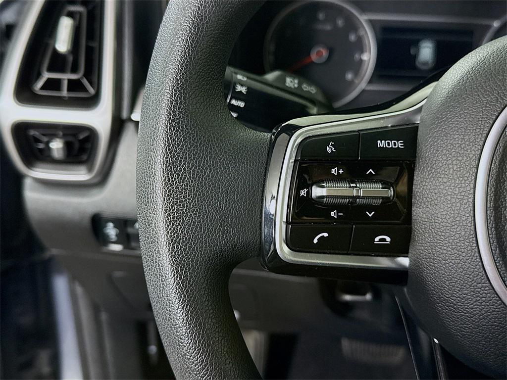 used 2023 Kia Sorento car, priced at $24,798