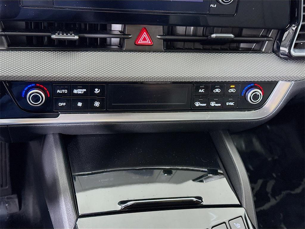 used 2023 Kia Sportage Hybrid car, priced at $19,998