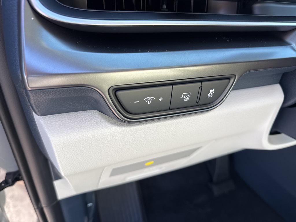 new 2026 Kia Carnival Hybrid car, priced at $52,700