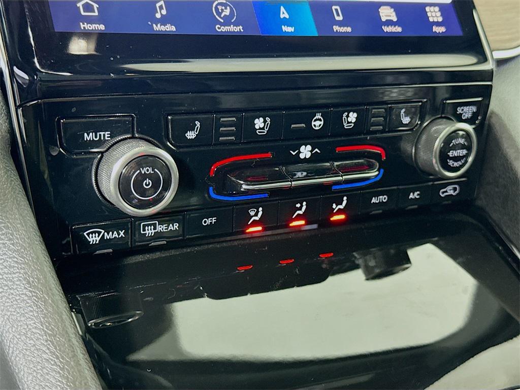 used 2023 Jeep Grand Cherokee L car, priced at $43,998