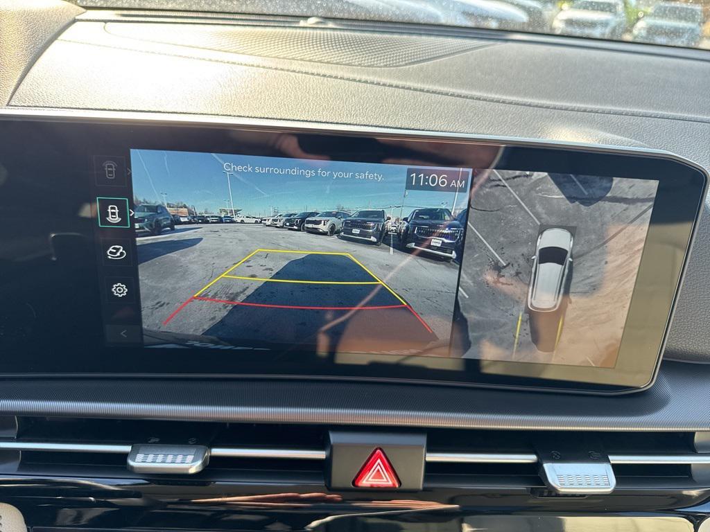 new 2026 Kia Sportage Hybrid car, priced at $40,024