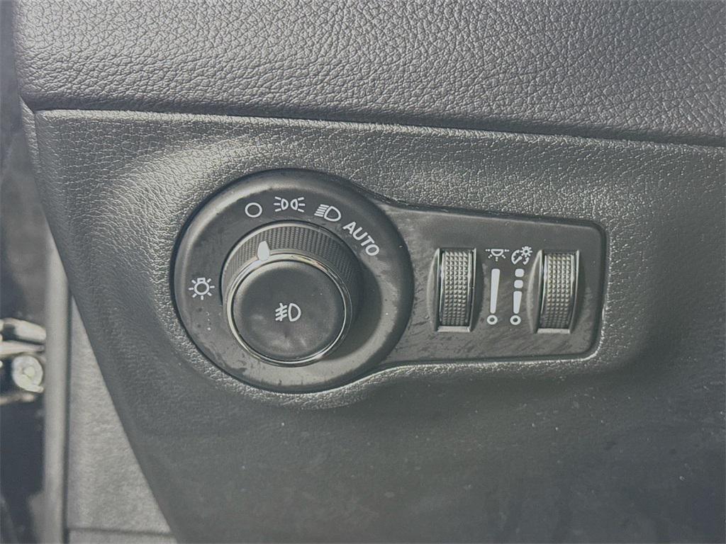 used 2021 Jeep Compass car, priced at $17,995