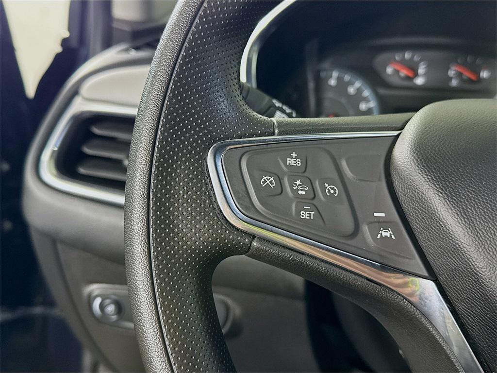 used 2021 Chevrolet Equinox car, priced at $17,798