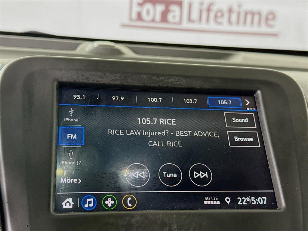 used 2021 Chevrolet Equinox car, priced at $17,798