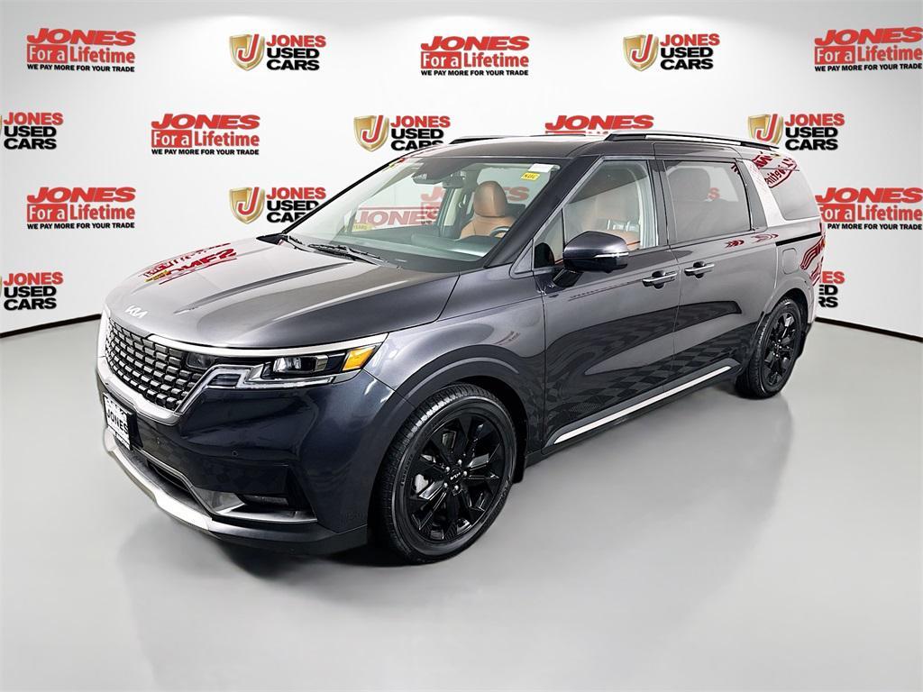 used 2024 Kia Carnival car, priced at $38,995