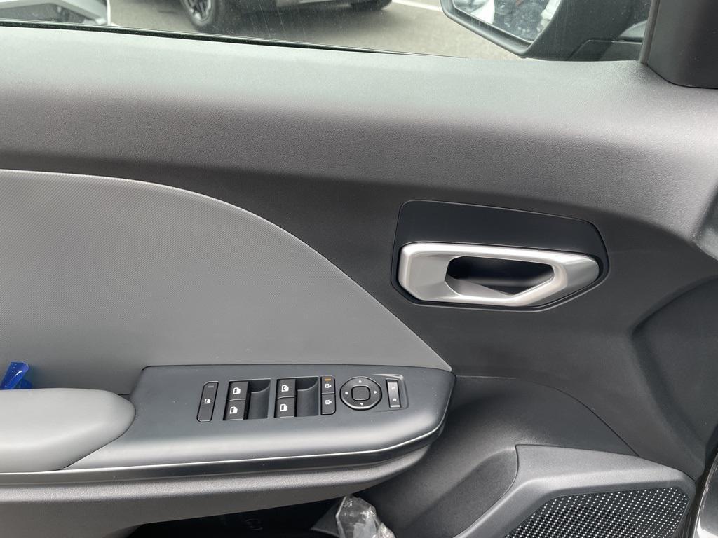 new 2025 Kia K4 car, priced at $23,335