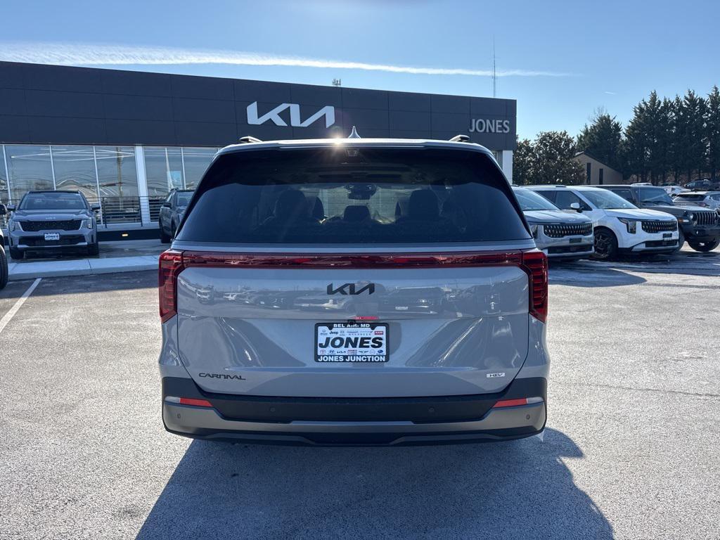 new 2026 Kia Carnival Hybrid car, priced at $52,700