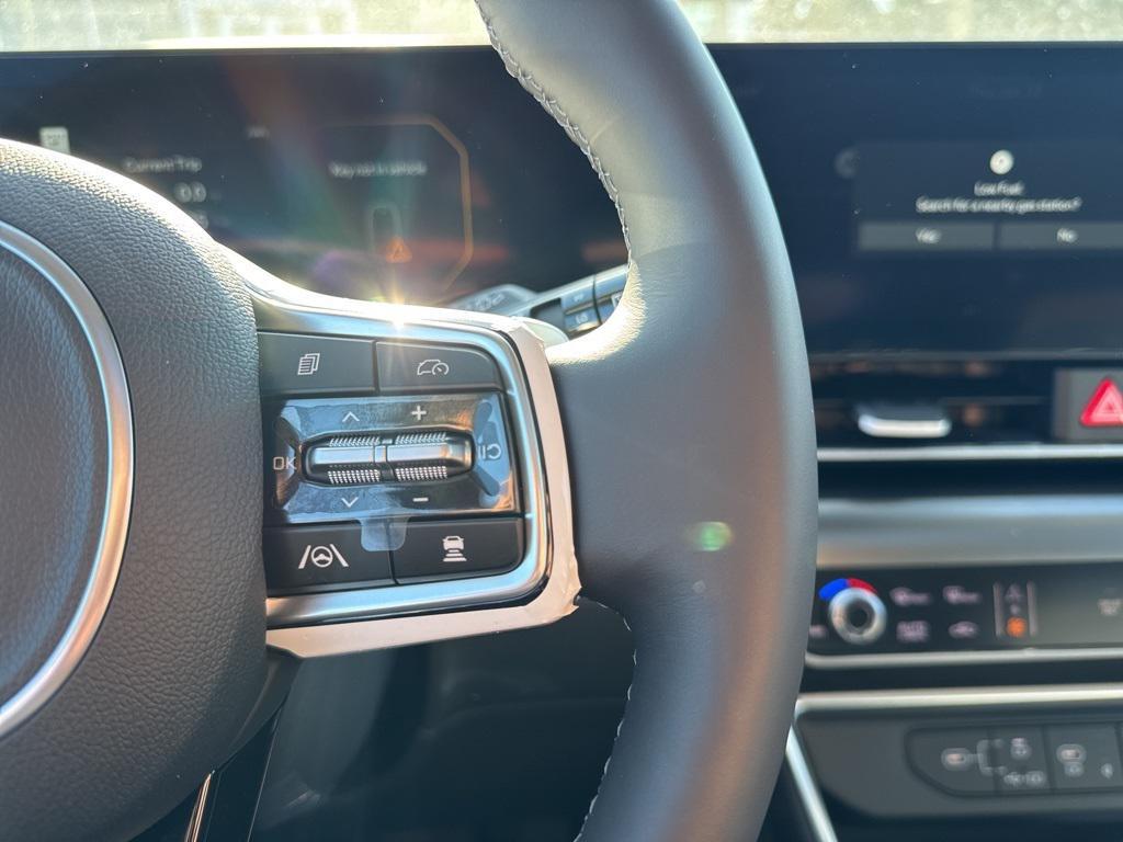 new 2026 Kia Carnival Hybrid car, priced at $52,700