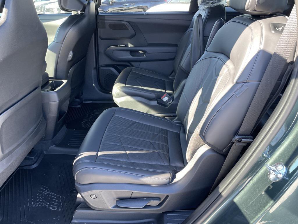 new 2027 Kia Telluride car, priced at $50,210